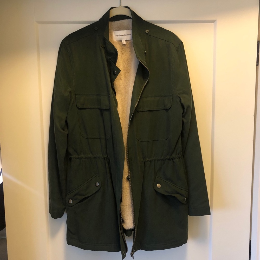 NEVER WORN Green Army Jacket with fur